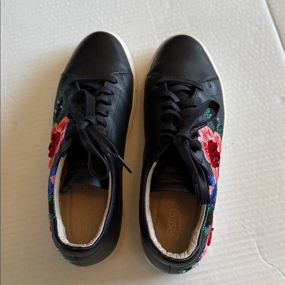 Skechers - VASO PINTAR Black Leather Embroidered Bright Flowers Sneakers - 10 - Picture 9 of 11
